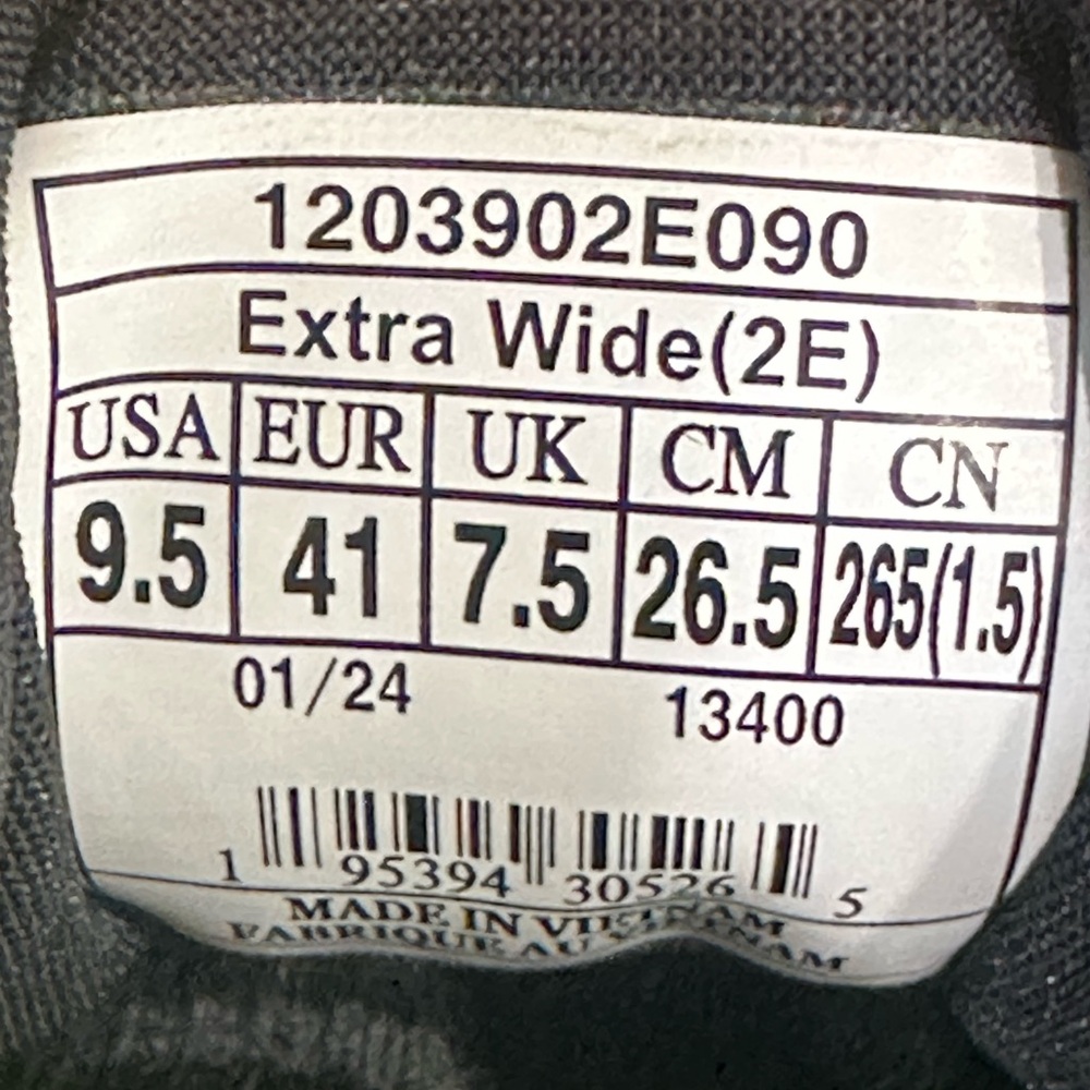 Brooks Ariel GTS 23 Running Shoes Women’s Size 9.5 (2E) Black White 1203902E090 - Picture 8 of 8